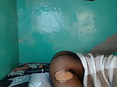 Honey_Glow_ stripchat live cam model