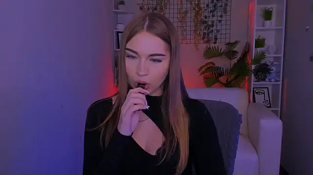 princessnicolee stripchat live cam model