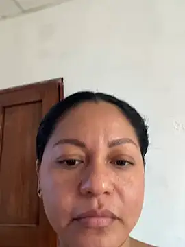 maryebony stripchat live cam model