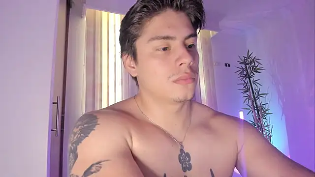 Giordano_Russo stripchat live cam model