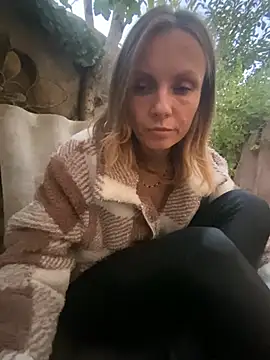 Anita-Smith stripchat live cam model