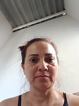 Amanda39 stripchat live cam model