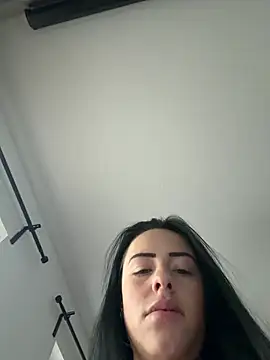ElliemaiX stripchat live cam model