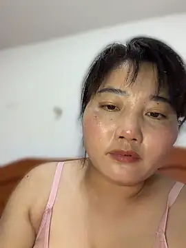 Nuomi6 stripchat live cam model