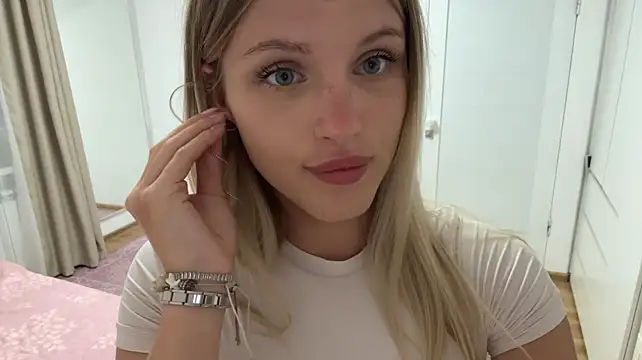 UnwedGrist stripchat live cam model