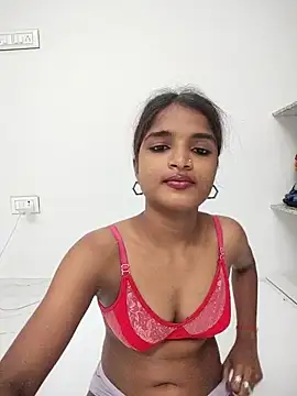 Honey-000 stripchat live cam model