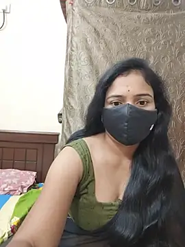 Keerthi-Telugu stripchat live cam model