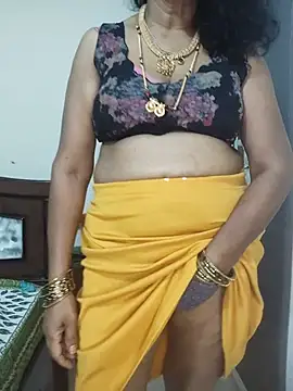 Sanvi_kannada stripchat live cam model