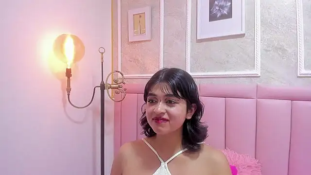 velvet_girll stripchat live cam model