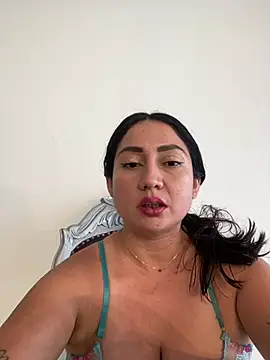 juliana_diaz stripchat live cam model