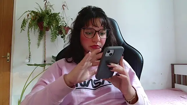 myamillor stripchat live cam model
