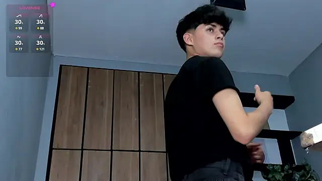 Danny_George stripchat live cam model