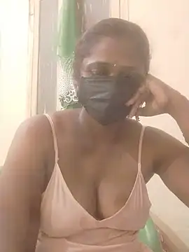 Bhumi_26 stripchat live cam model