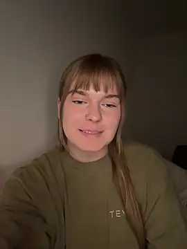 LisaFreierxx stripchat live cam model