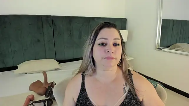 PandoraB_ stripchat live cam model