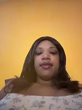 thekelliecapri stripchat live cam model