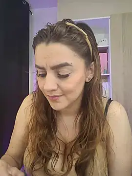 Lu_perez stripchat live cam model