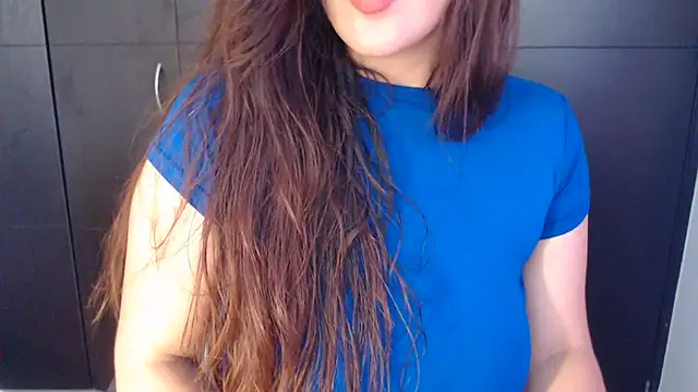 AdharaLujan stripchat live cam model
