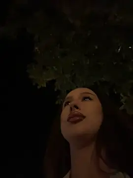 JoleneJade stripchat live cam model