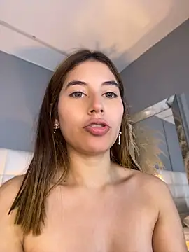 Alessia_Blazee30 stripchat live cam model