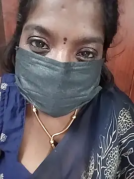 Meera_nila_tamil stripchat live cam model