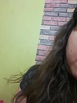 sofialilu stripchat live cam model