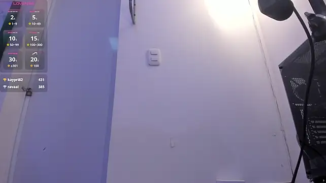 sky_velvet stripchat live cam model