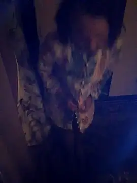 AliceSoultes stripchat live cam model
