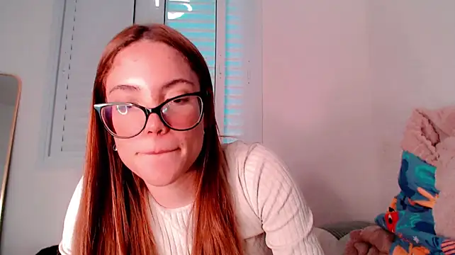Tinylala stripchat live cam model