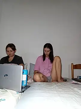 ella_maya stripchat live cam model