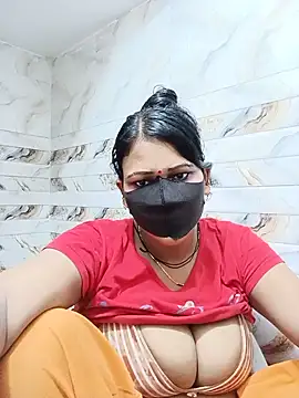 varnika stripchat live cam model
