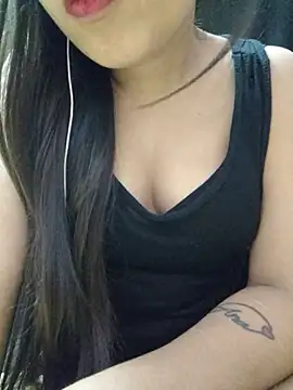 Roshni_98 stripchat live cam model