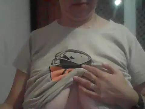 EvelinaRose stripchat live cam model