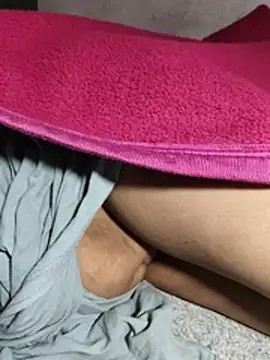 POOJACOUPLE stripchat live cam model