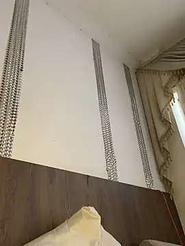VeronicaSaenzx stripchat live cam model