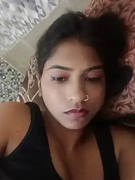 Rani-8788 stripchat live cam model