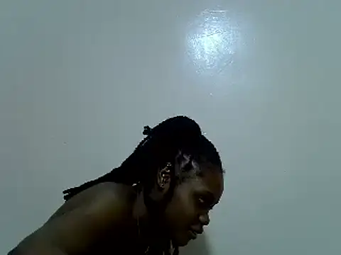 lovely_vee stripchat live cam model