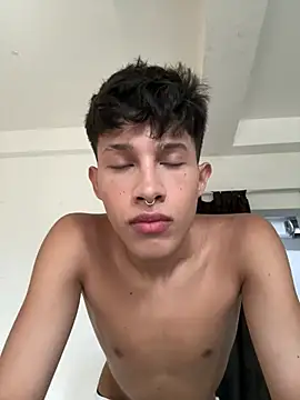 Stibenhotboy stripchat live cam model