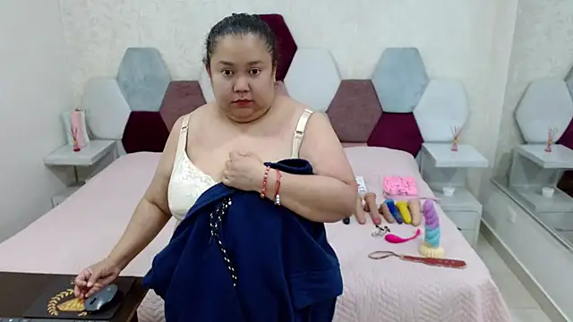angel_blue stripchat live cam model