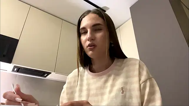 CandiLowland stripchat live cam model