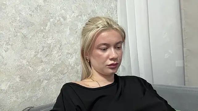 LegasyOlimp stripchat live cam model