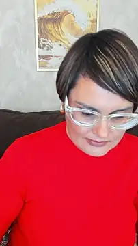 MayaNoire stripchat live cam model