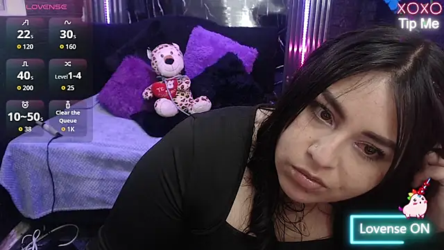 coraline_sun stripchat live cam model