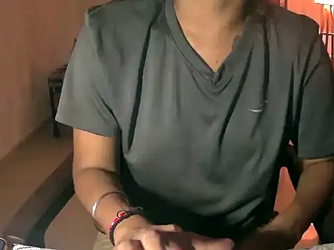 Baddieee stripchat live cam model
