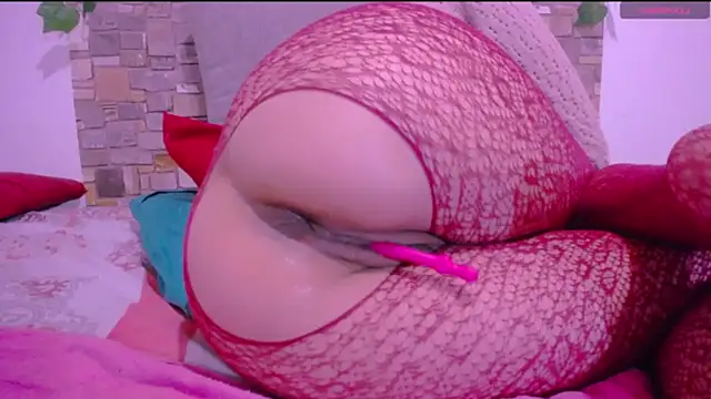 CrazyRousex stripchat live cam model