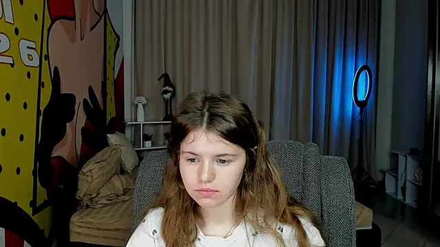 Lilith-BloomX stripchat live cam model