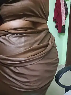 tamil-Diya90 stripchat live cam model