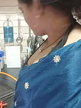 Mass_madhu stripchat live cam model