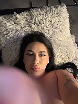 Andrestarr stripchat live cam model