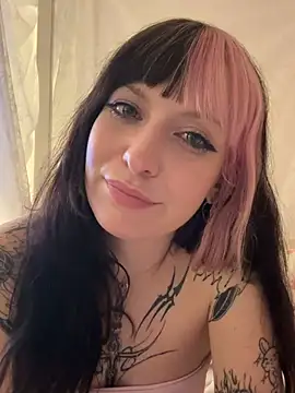 kittlunixx stripchat live cam model